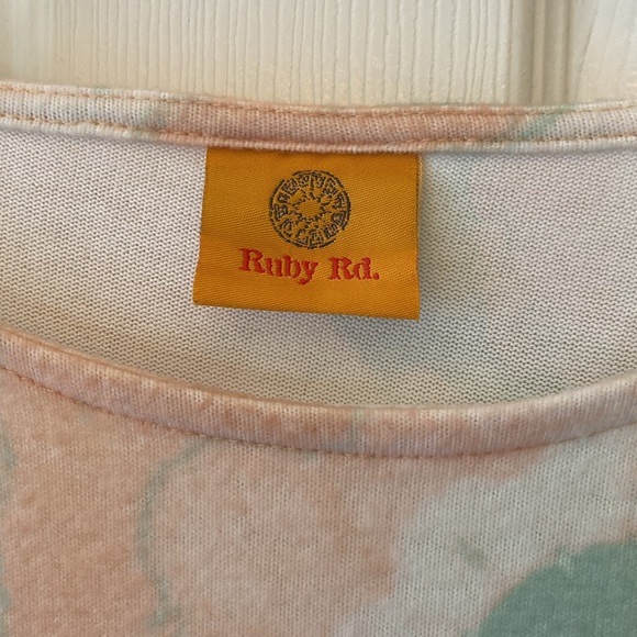 Ruby Rd.top - Picture 4 of 5